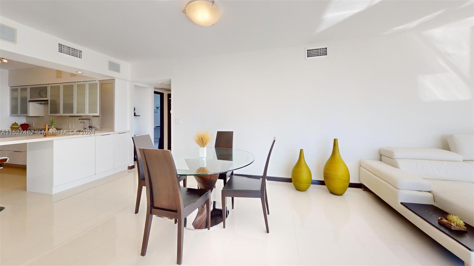 3625 N Country Club Dr 903, Aventura, Florida 33180, 2 Bedrooms Bedrooms, ,2 BathroomsBathrooms,Residential,For Sale,3625 N Country Club Dr 903,A11527482