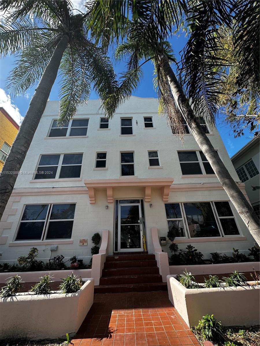 1320  Drexel Ave #105 For Sale A11532888, FL