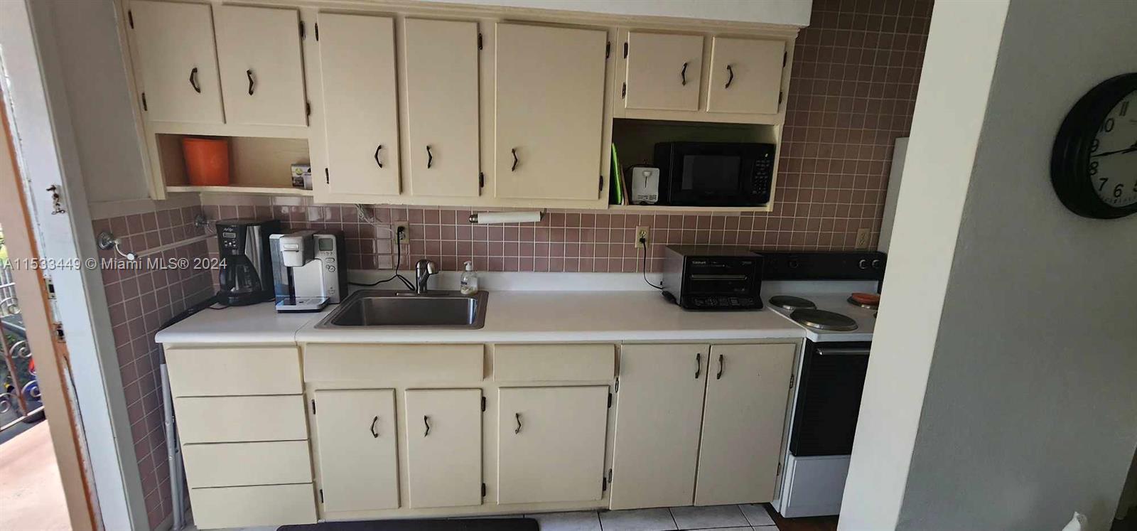 60 79th St, Miami, FL, 33150 United States, 1 Bedroom Bedrooms, ,1 BathroomBathrooms,Residential,For Sale,79th St,A11533449