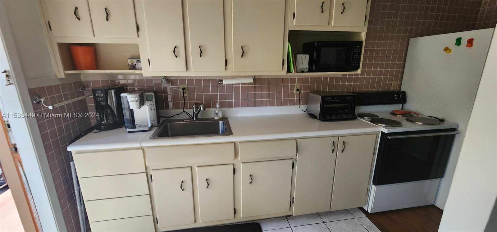 60 79th St, Miami, FL, 33150 United States, 1 Bedroom Bedrooms, ,1 BathroomBathrooms,Residential,For Sale,79th St,A11533449