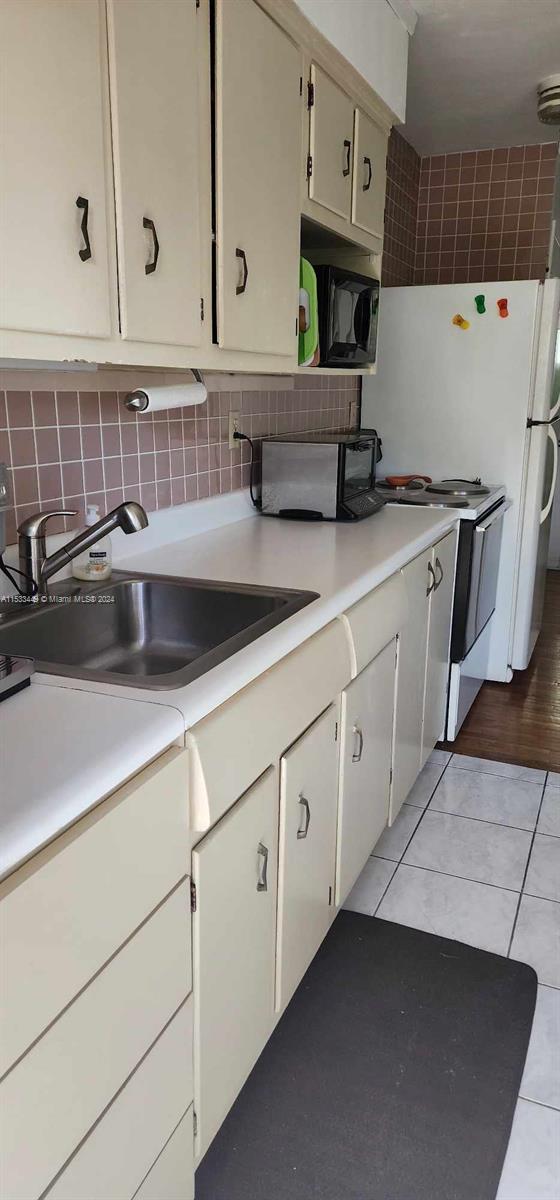 60 79th St, Miami, FL, 33150 United States, 1 Bedroom Bedrooms, ,1 BathroomBathrooms,Residential,For Sale,79th St,A11533449