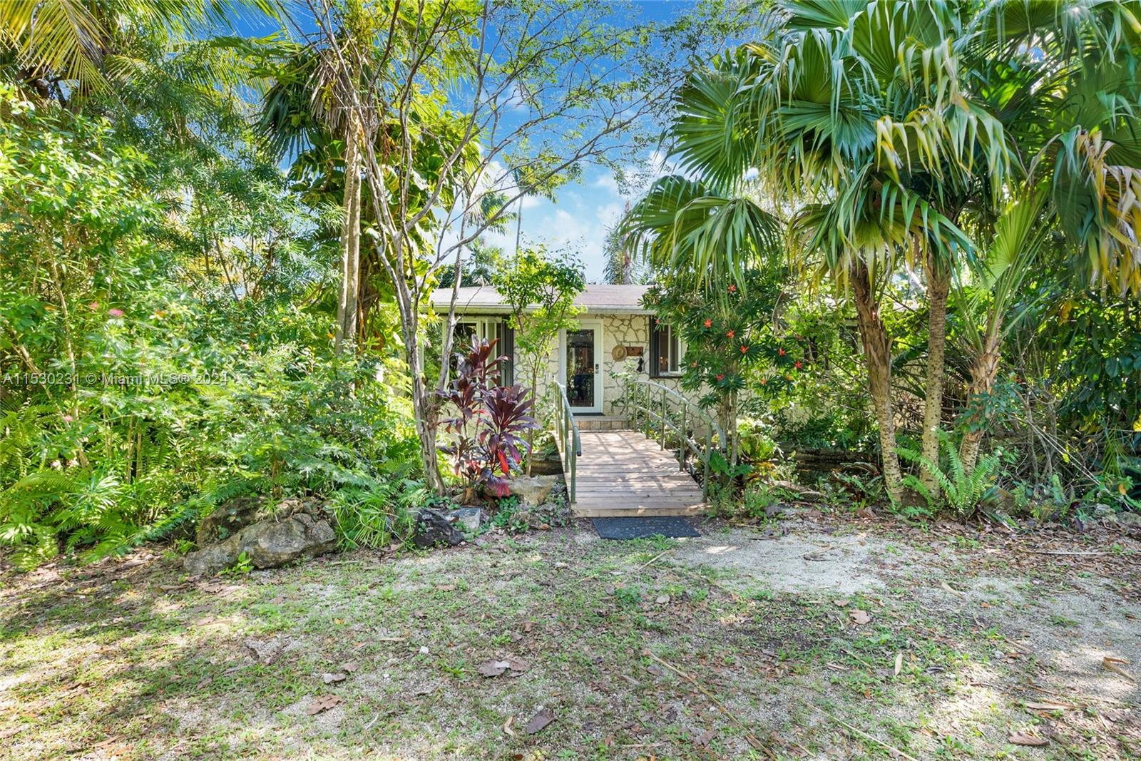 22585 SW 187th Ave, Miami, Florida 33170, 3 Bedrooms Bedrooms, ,2 BathroomsBathrooms,Residential,For Sale,22585 SW 187th Ave,A11530231