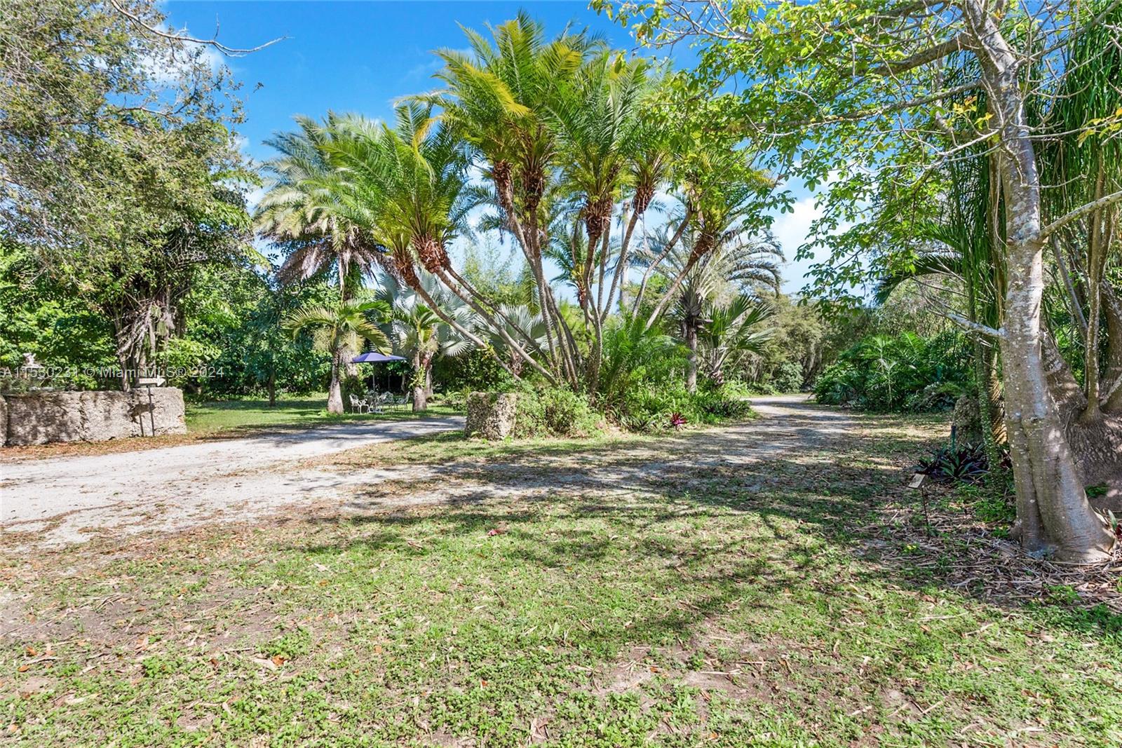 22585 SW 187th Ave, Miami, Florida 33170, 3 Bedrooms Bedrooms, ,2 BathroomsBathrooms,Residential,For Sale,22585 SW 187th Ave,A11530231