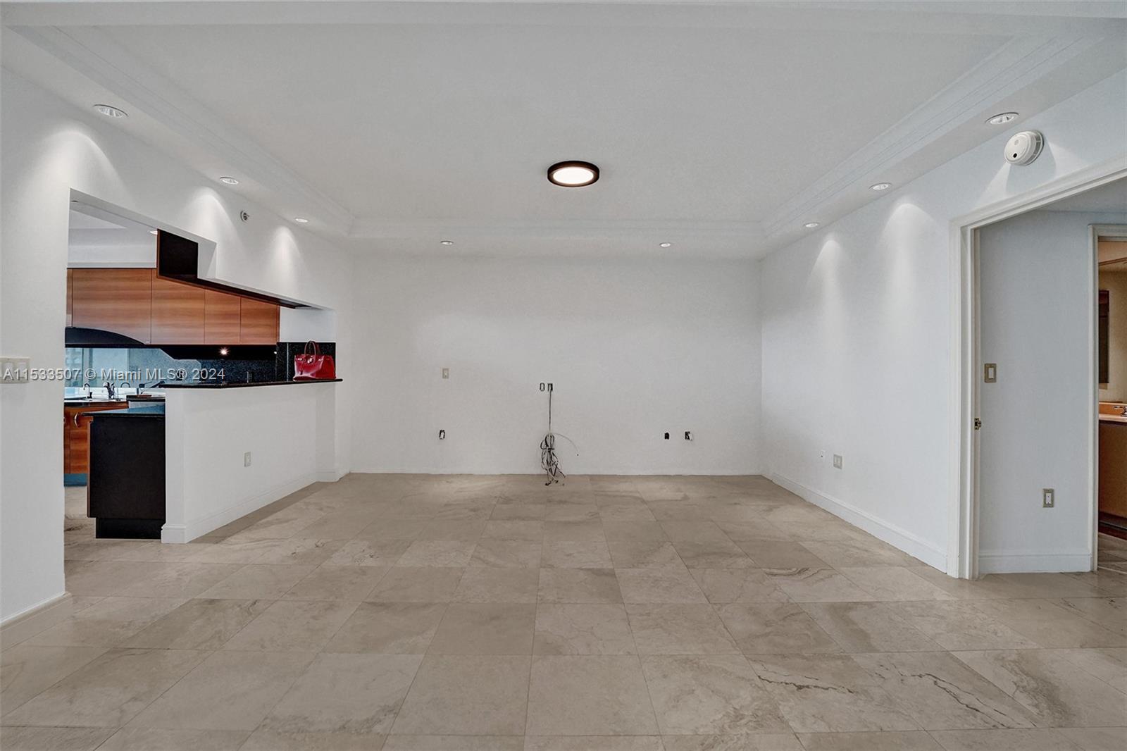 19955 NE 38th Ct 904, Aventura, Florida 33180, 3 Bedrooms Bedrooms, ,4 BathroomsBathrooms,Residentiallease,For Rent,19955 NE 38th Ct 904,A11533507