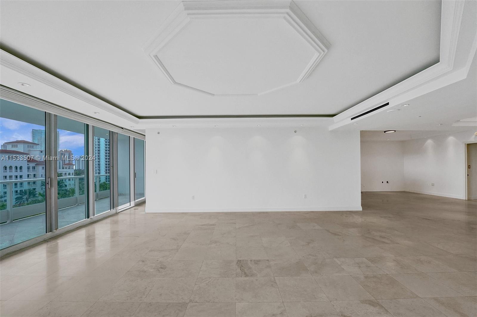 19955 NE 38th Ct 904, Aventura, Florida 33180, 3 Bedrooms Bedrooms, ,4 BathroomsBathrooms,Residentiallease,For Rent,19955 NE 38th Ct 904,A11533507