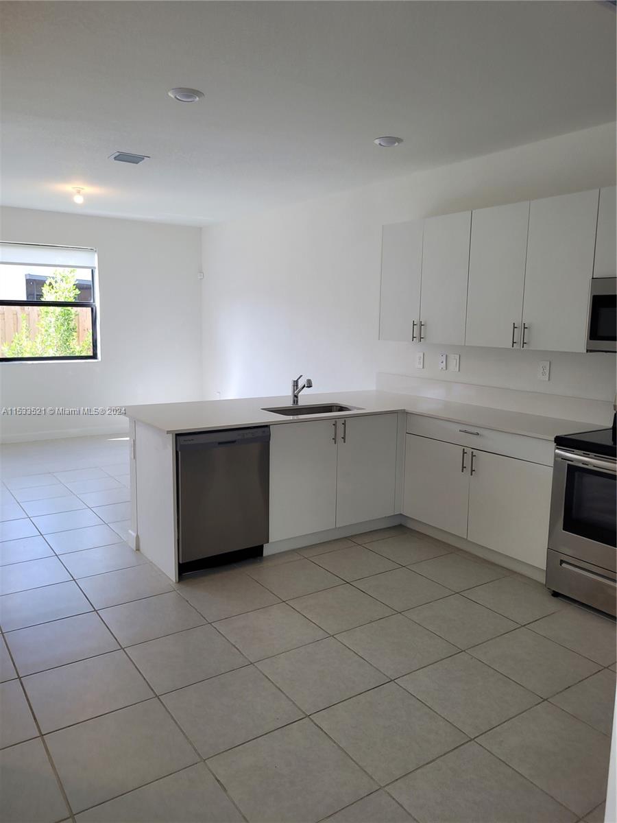 28672 SW 134th Ct, Homestead, Florida 33033, 4 Bedrooms Bedrooms, ,2 BathroomsBathrooms,Residential,For Sale,28672 SW 134th Ct,A11533521