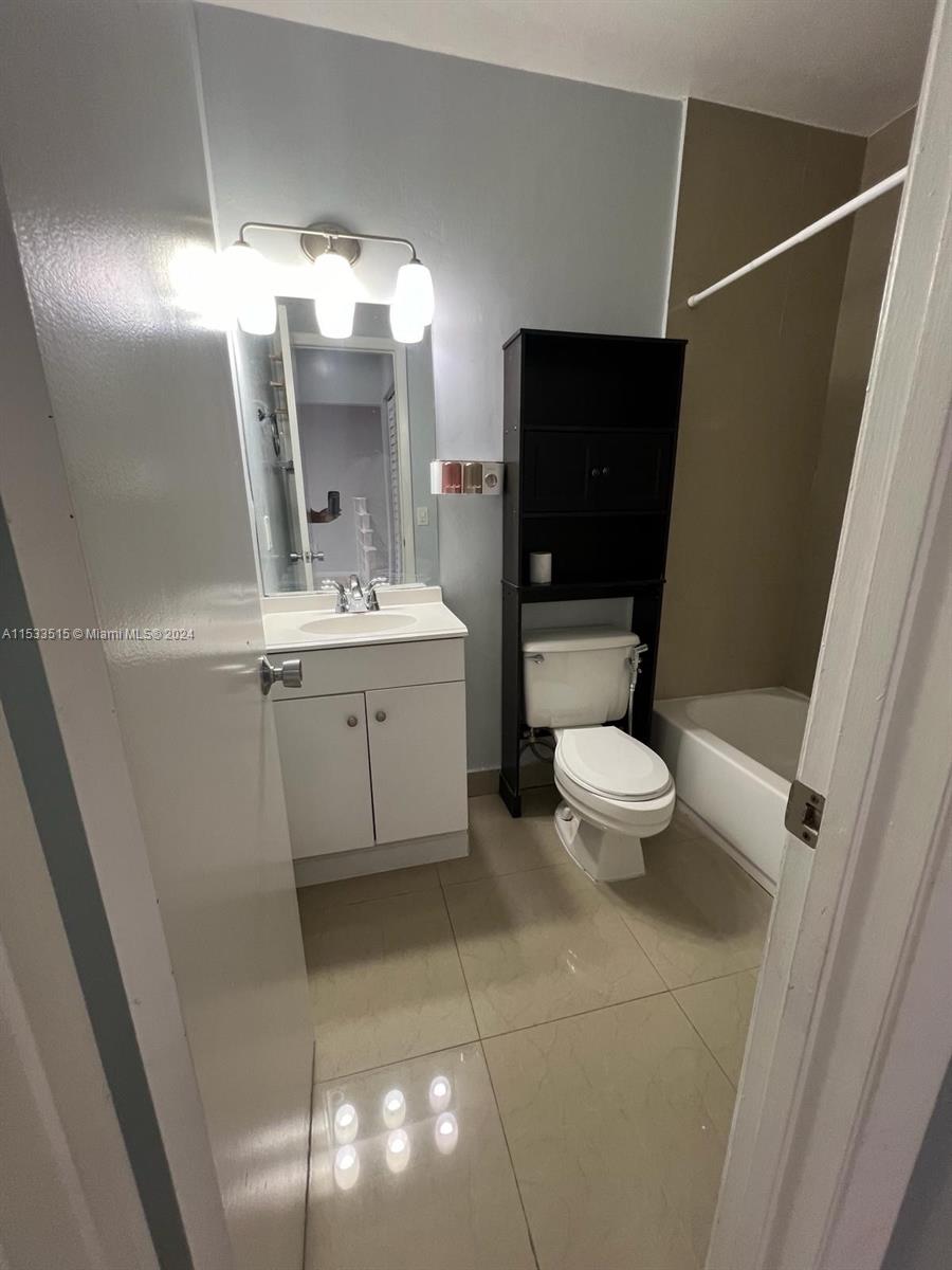 11433 NW 4th Ter 11433, Sweetwater, Florida 33172, 2 Bedrooms Bedrooms, ,2 BathroomsBathrooms,Residential,For Sale,11433 NW 4th Ter 11433,A11533515