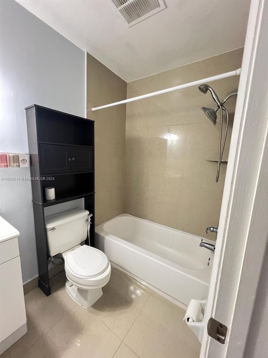 11433 NW 4th Ter 11433, Sweetwater, Florida 33172, 2 Bedrooms Bedrooms, ,2 BathroomsBathrooms,Residential,For Sale,11433 NW 4th Ter 11433,A11533515