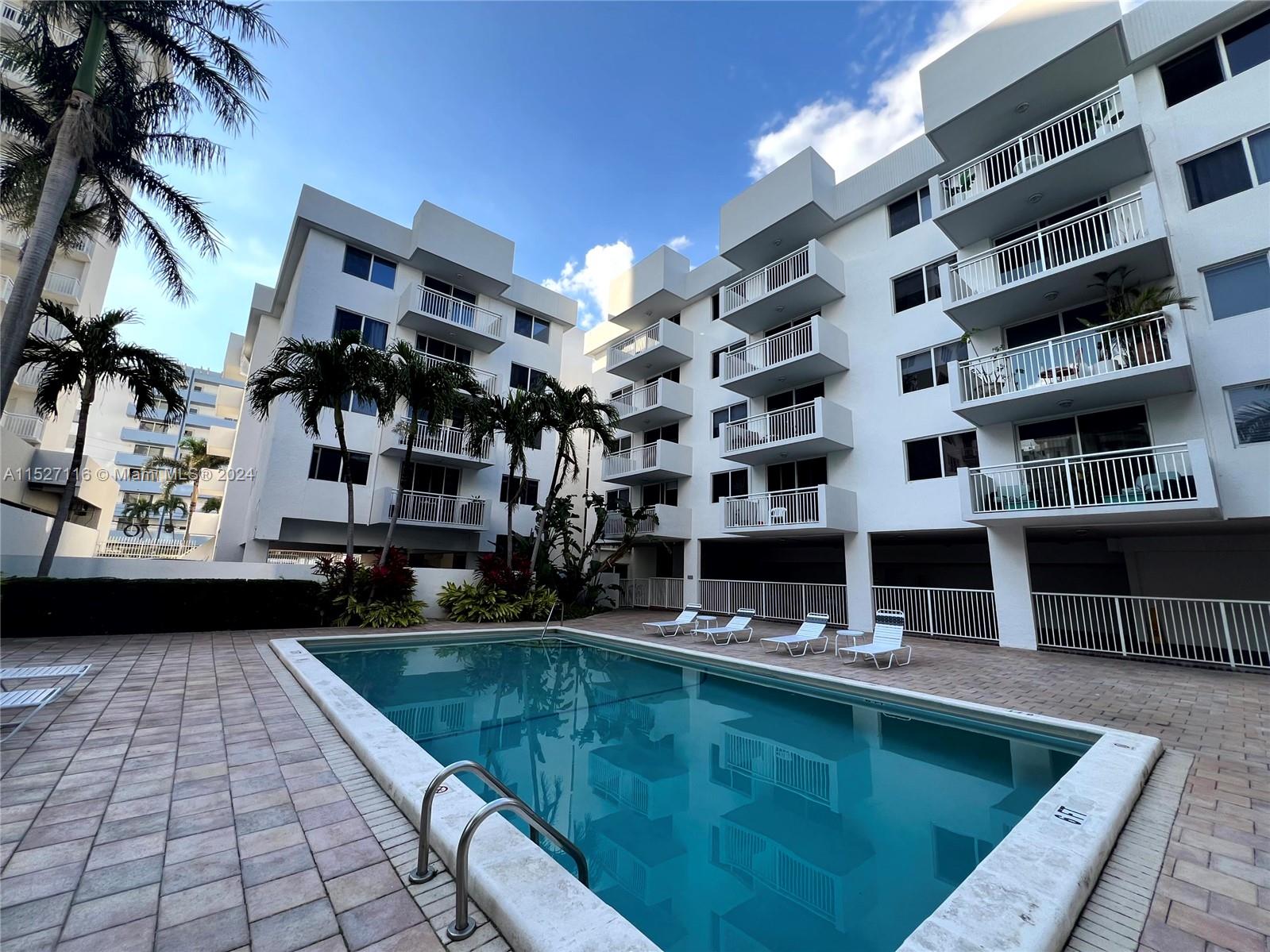 1665 Bay Rd 425, Miami Beach, Florida 33139, 2 Bedrooms Bedrooms, ,2 BathroomsBathrooms,Residential,For Sale,1665 Bay Rd 425,A11527116