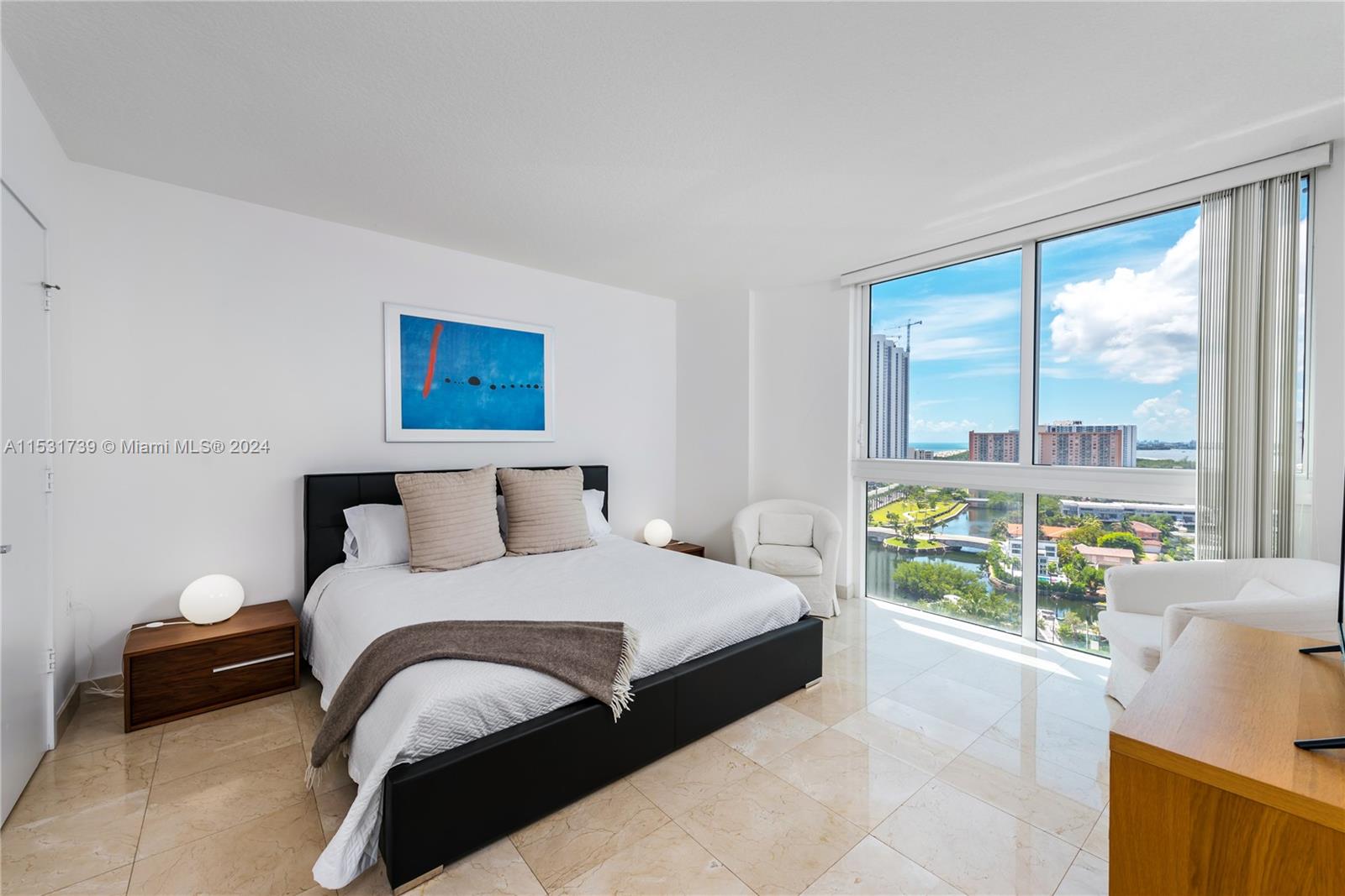 Sunny Isles Beach, Florida 33160, 3 Bedrooms Bedrooms, ,2 BathroomsBathrooms,Residential,For Sale,A11531739