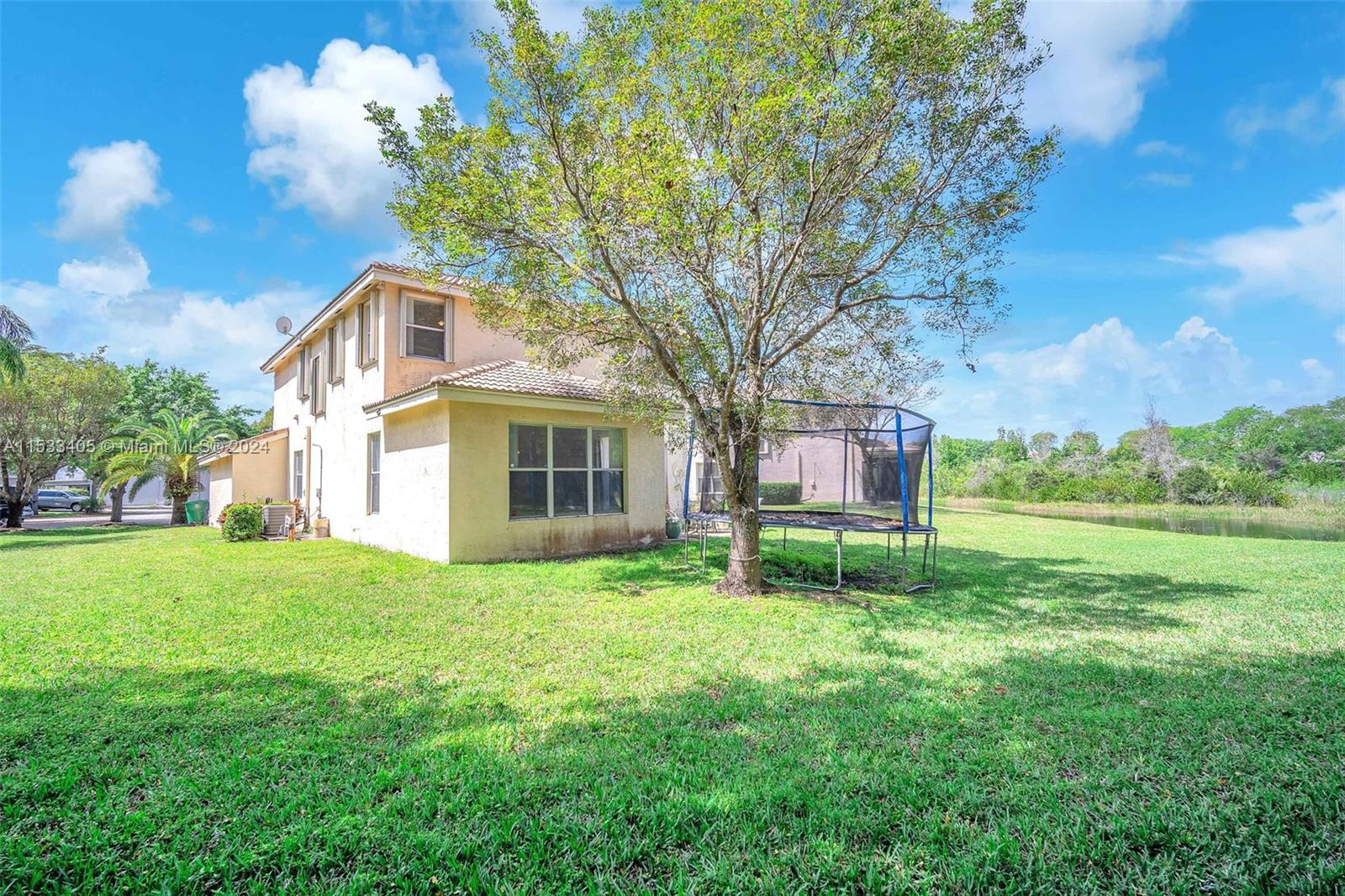 Listing Photo 9