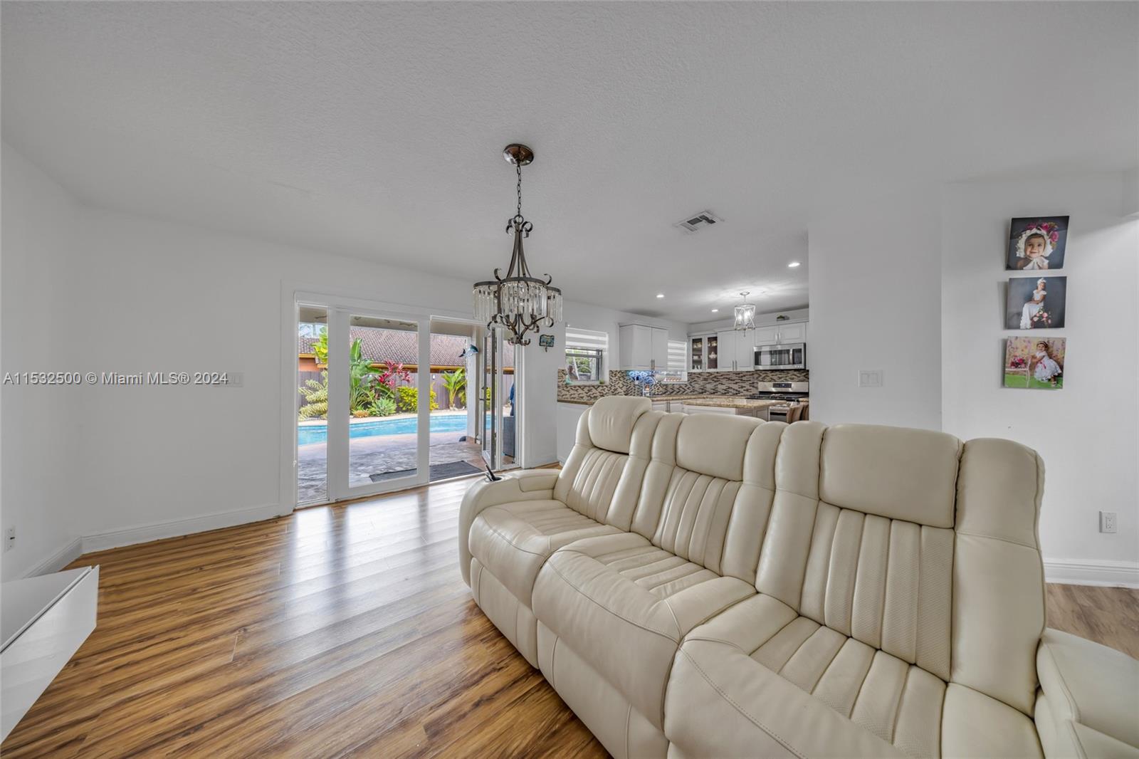 14755 SW 168th Ter, Miami, Florida 33187, 4 Bedrooms Bedrooms, ,3 BathroomsBathrooms,Residential,For Sale,14755 SW 168th Ter,A11532500