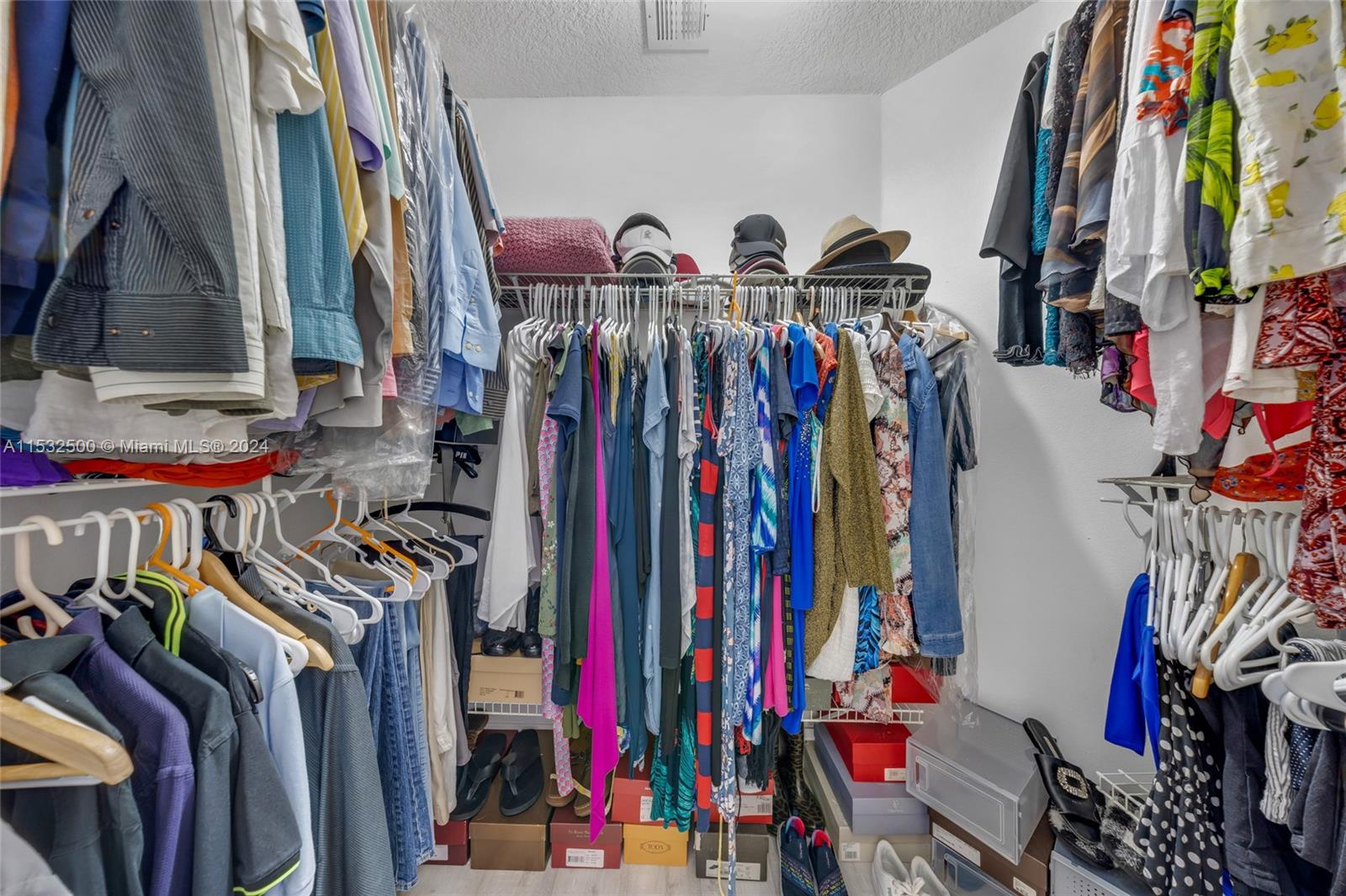 14755 SW 168th Ter, Miami, Florida 33187, 4 Bedrooms Bedrooms, ,3 BathroomsBathrooms,Residential,For Sale,14755 SW 168th Ter,A11532500