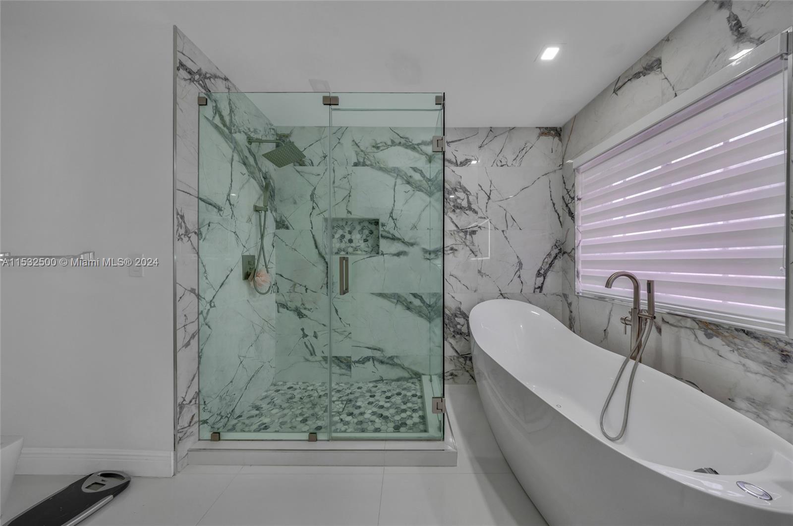 14755 SW 168th Ter, Miami, Florida 33187, 4 Bedrooms Bedrooms, ,3 BathroomsBathrooms,Residential,For Sale,14755 SW 168th Ter,A11532500