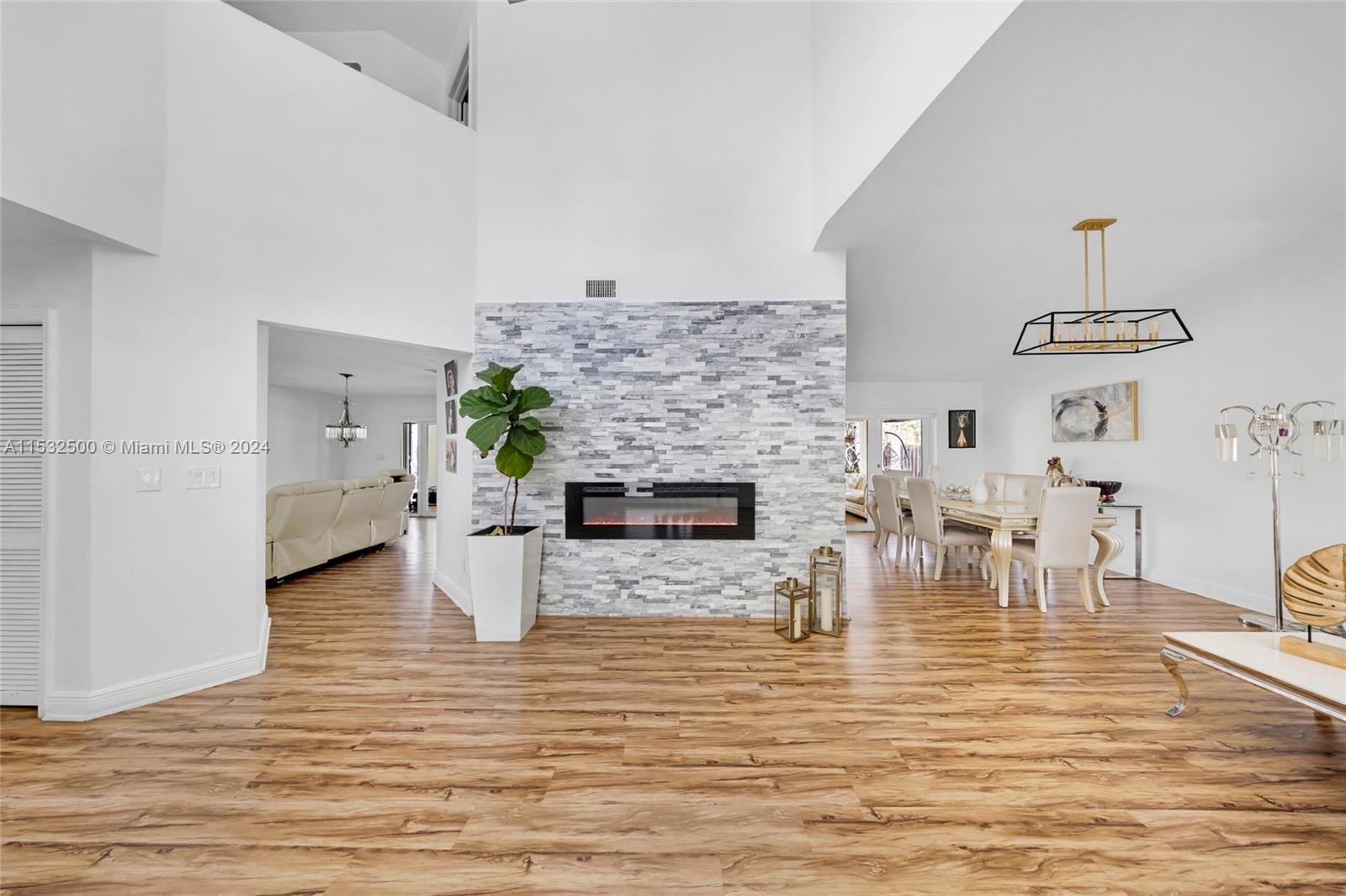 14755 SW 168th Ter, Miami, Florida 33187, 4 Bedrooms Bedrooms, ,3 BathroomsBathrooms,Residential,For Sale,14755 SW 168th Ter,A11532500