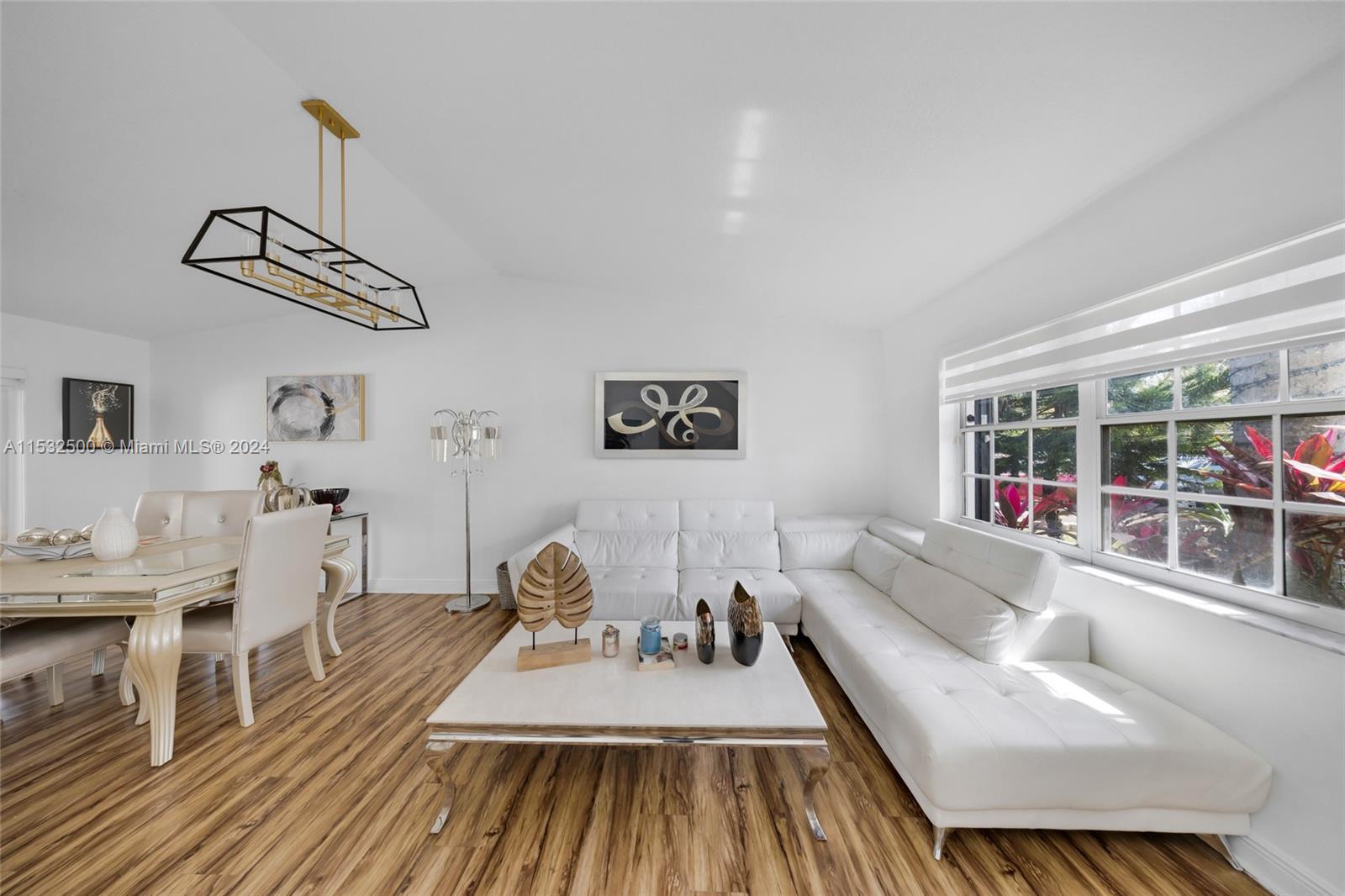 14755 SW 168th Ter, Miami, Florida 33187, 4 Bedrooms Bedrooms, ,3 BathroomsBathrooms,Residential,For Sale,14755 SW 168th Ter,A11532500