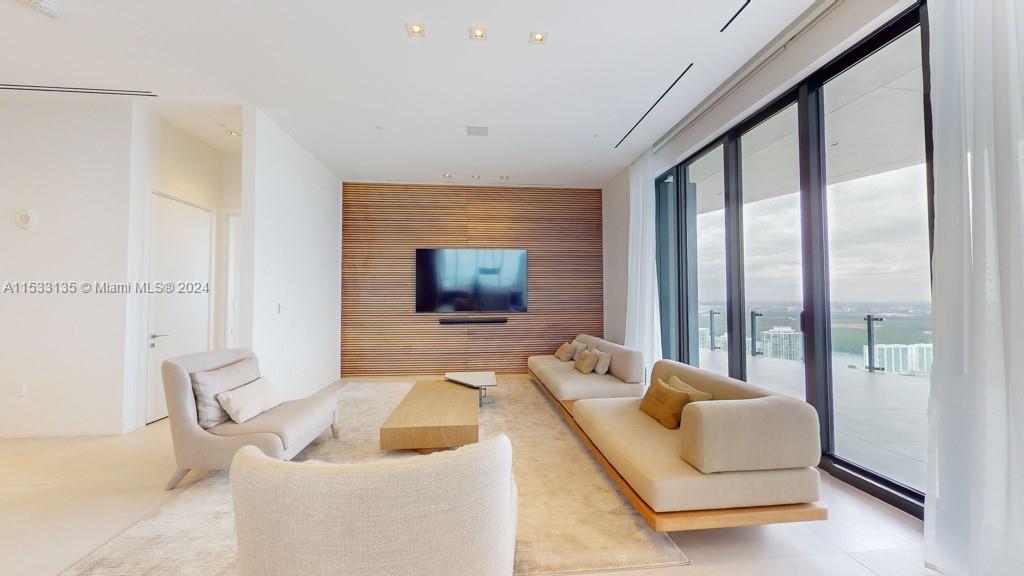 17141 Collins Ave, Sunny Isles Beach, FL, 33160 United States, 2 Bedrooms Bedrooms, ,2 BathroomsBathrooms,Residential,For Sale,Collins Ave,A11533135