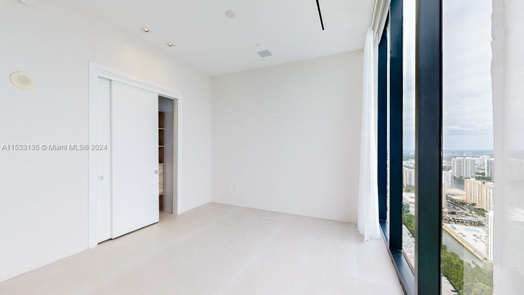 17141 Collins Ave, Sunny Isles Beach, FL, 33160 United States, 2 Bedrooms Bedrooms, ,2 BathroomsBathrooms,Residential,For Sale,Collins Ave,A11533135
