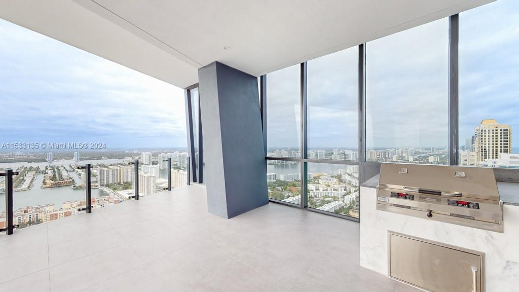 17141 Collins Ave, Sunny Isles Beach, FL, 33160 United States, 2 Bedrooms Bedrooms, ,2 BathroomsBathrooms,Residential,For Sale,Collins Ave,A11533135