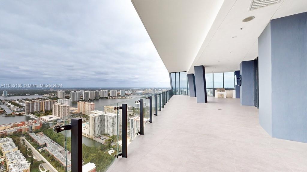 17141 Collins Ave, Sunny Isles Beach, FL, 33160 United States, 2 Bedrooms Bedrooms, ,2 BathroomsBathrooms,Residential,For Sale,Collins Ave,A11533135