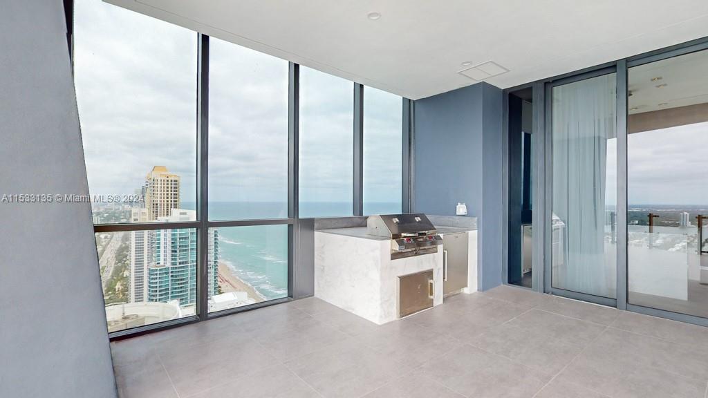 17141 Collins Ave, Sunny Isles Beach, FL, 33160 United States, 2 Bedrooms Bedrooms, ,2 BathroomsBathrooms,Residential,For Sale,Collins Ave,A11533135