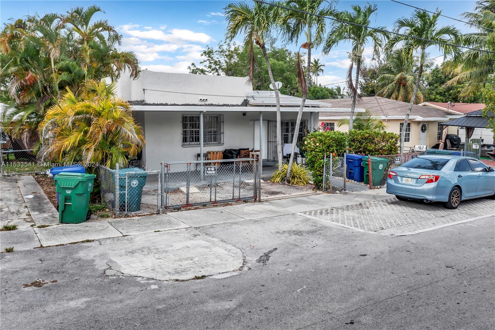 1261 NW 27th St, Miami, Florida 33142, ,Residentialincome,For Sale,1261 NW 27th St,A11533541
