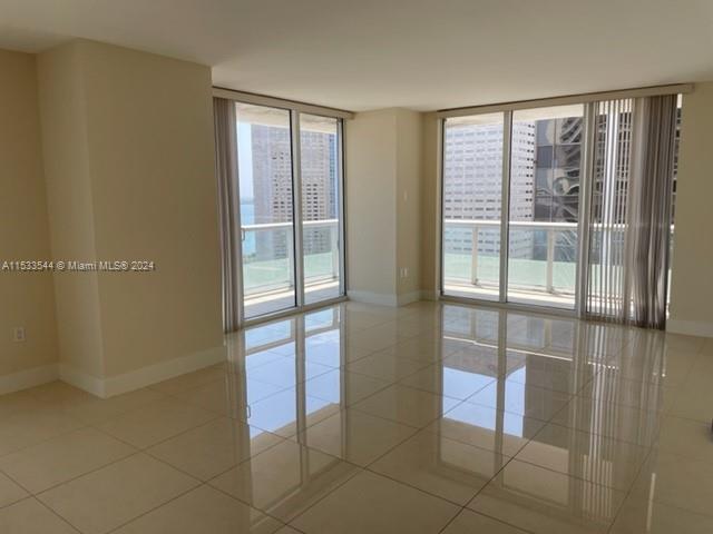 50 Biscayne Blvd 2010, Miami, Florida 33132, 3 Bedrooms Bedrooms, ,2 BathroomsBathrooms,Residentiallease,For Rent,50 Biscayne Blvd 2010,A11533544