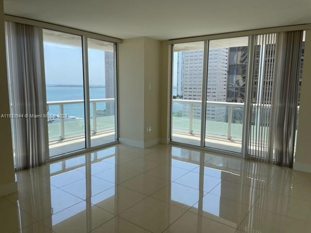 50 Biscayne Blvd 2010, Miami, Florida 33132, 3 Bedrooms Bedrooms, ,2 BathroomsBathrooms,Residentiallease,For Rent,50 Biscayne Blvd 2010,A11533544