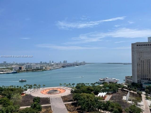 50 Biscayne Blvd 2010, Miami, Florida 33132, 3 Bedrooms Bedrooms, ,2 BathroomsBathrooms,Residentiallease,For Rent,50 Biscayne Blvd 2010,A11533544