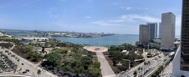 50 Biscayne Blvd 2010, Miami, Florida 33132, 3 Bedrooms Bedrooms, ,2 BathroomsBathrooms,Residentiallease,For Rent,50 Biscayne Blvd 2010,A11533544