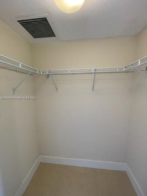 50 Biscayne Blvd 2010, Miami, Florida 33132, 3 Bedrooms Bedrooms, ,2 BathroomsBathrooms,Residentiallease,For Rent,50 Biscayne Blvd 2010,A11533544