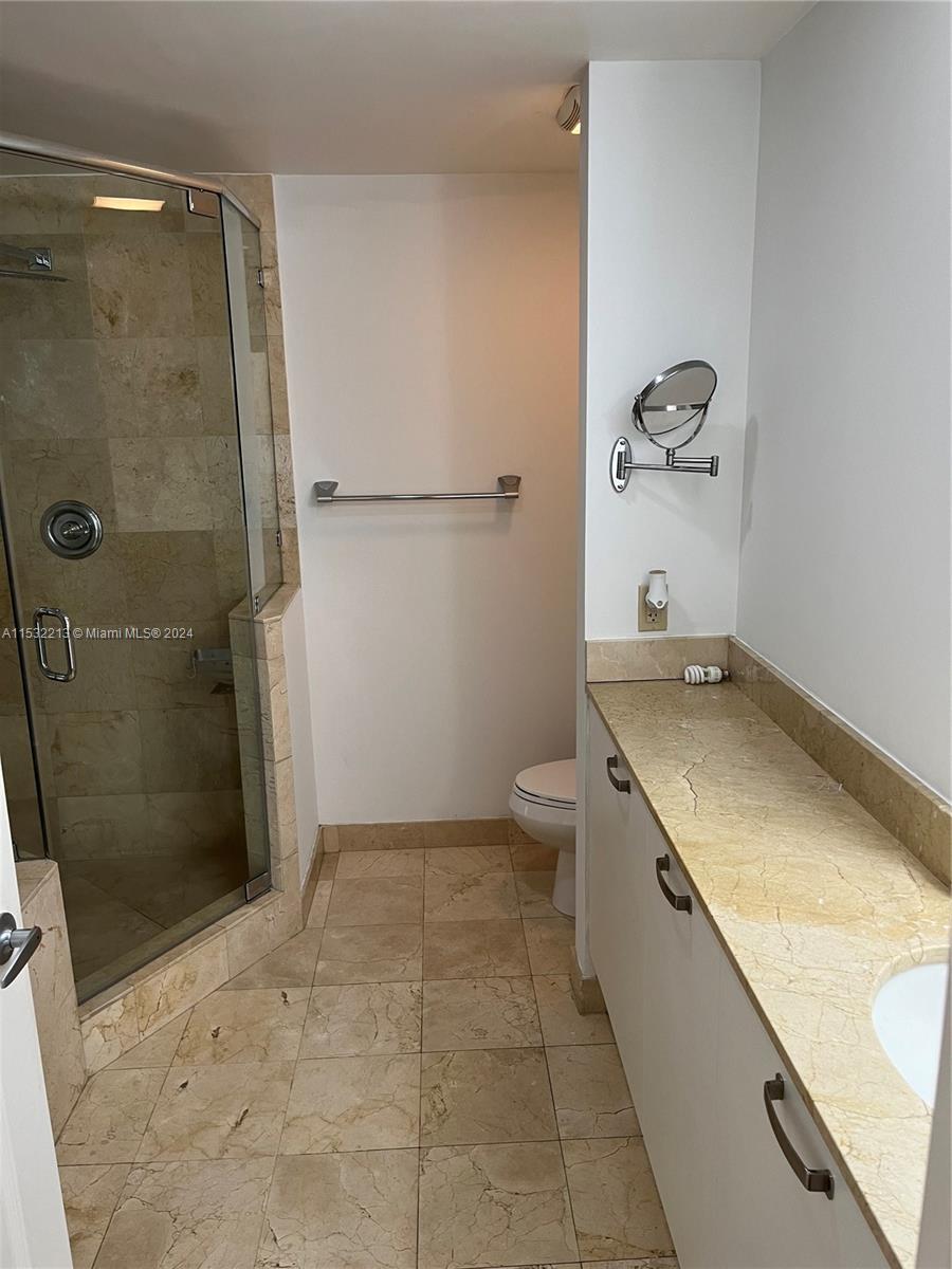 2030 S Douglas Rd 417, Coral Gables, Florida 33134, 2 Bedrooms Bedrooms, ,2 BathroomsBathrooms,Residentiallease,For Rent,2030 S Douglas Rd 417,A11532213