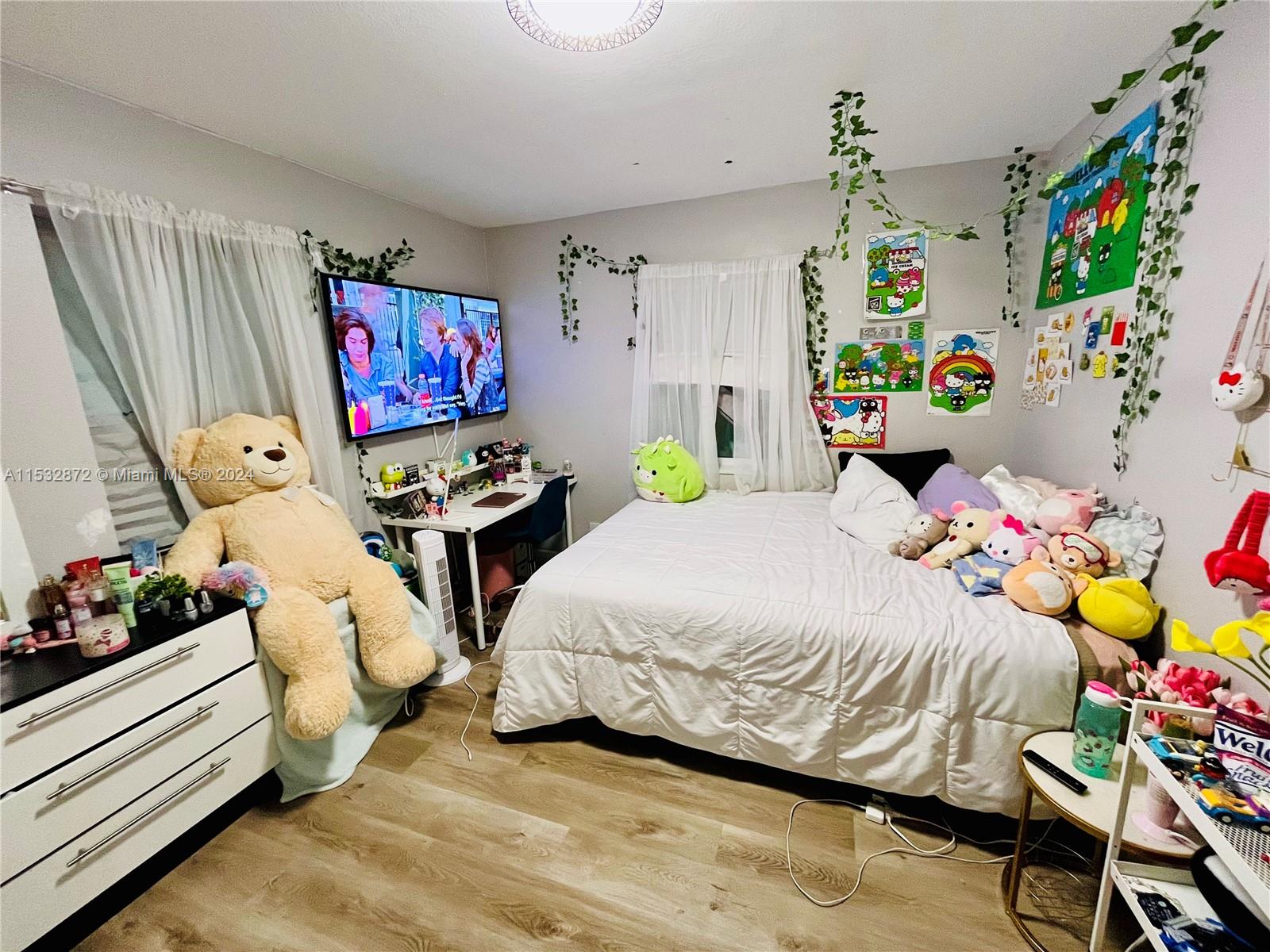 2518 Roosevelt St, Hollywood, Florida 33020, 2 Bedrooms Bedrooms, ,1 BathroomBathrooms,Residential,For Sale,2518 Roosevelt St,A11532872