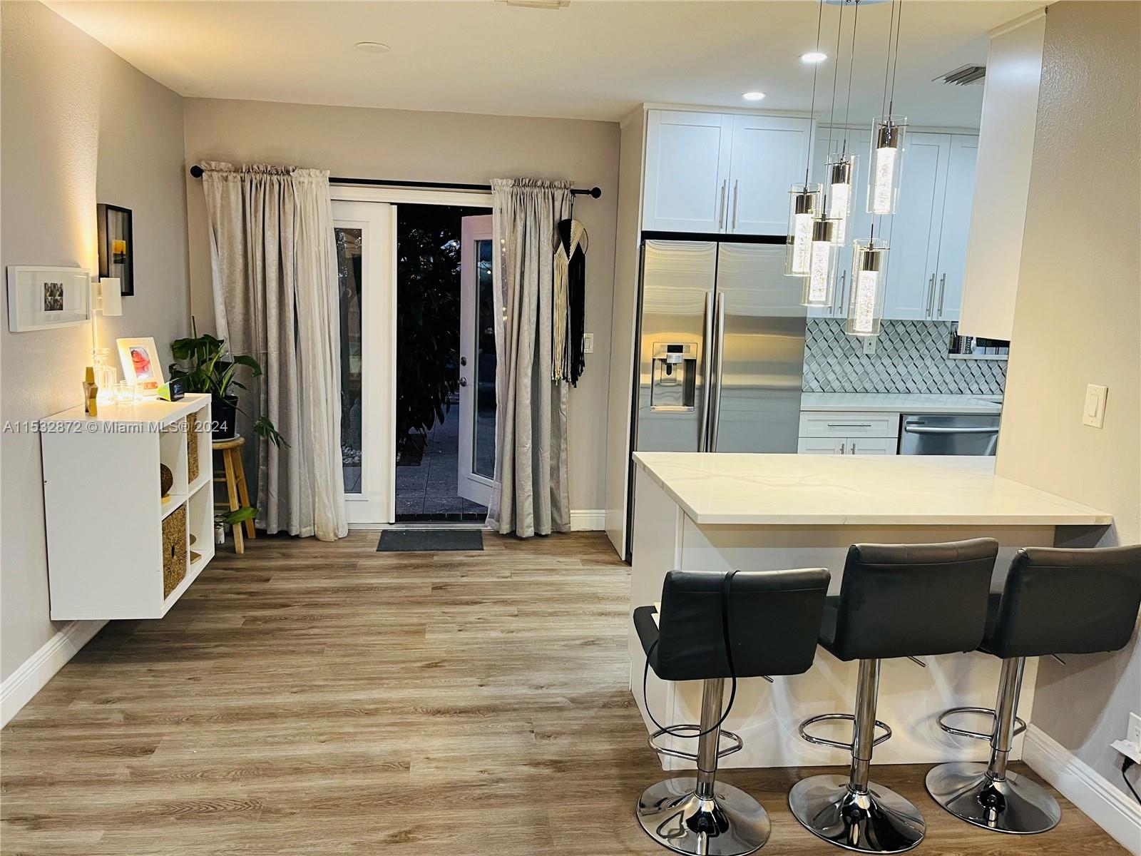 2518 Roosevelt St, Hollywood, Florida 33020, 2 Bedrooms Bedrooms, ,1 BathroomBathrooms,Residential,For Sale,2518 Roosevelt St,A11532872