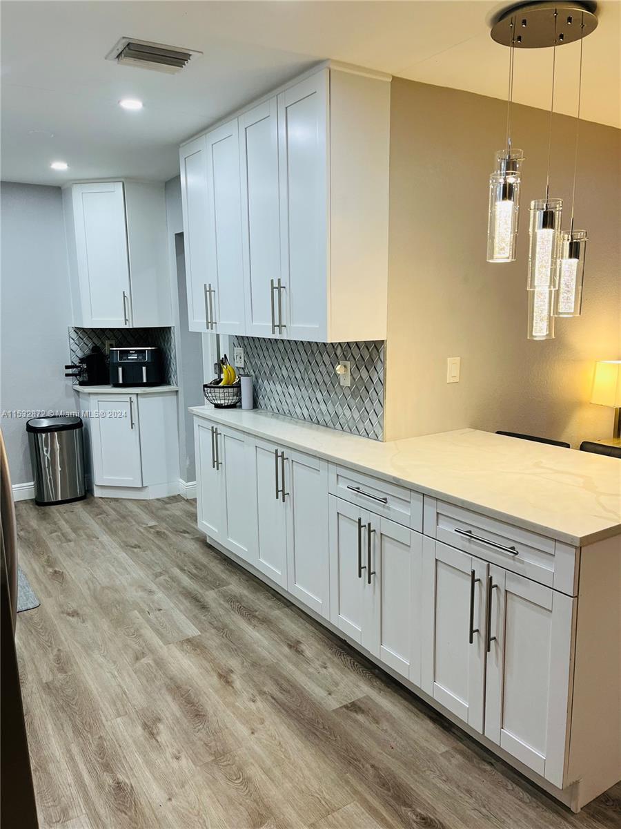 2518 Roosevelt St, Hollywood, Florida 33020, 2 Bedrooms Bedrooms, ,1 BathroomBathrooms,Residential,For Sale,2518 Roosevelt St,A11532872