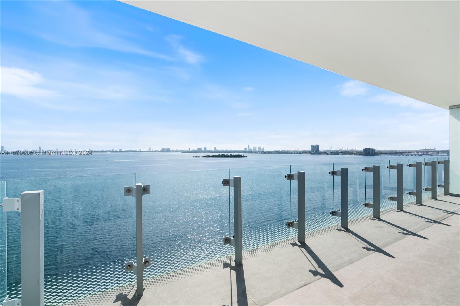 700 NE 26th Ter 901, Miami, Florida 33137, 3 Bedrooms Bedrooms, ,4 BathroomsBathrooms,Residentiallease,For Rent,700 NE 26th Ter 901,A11533035