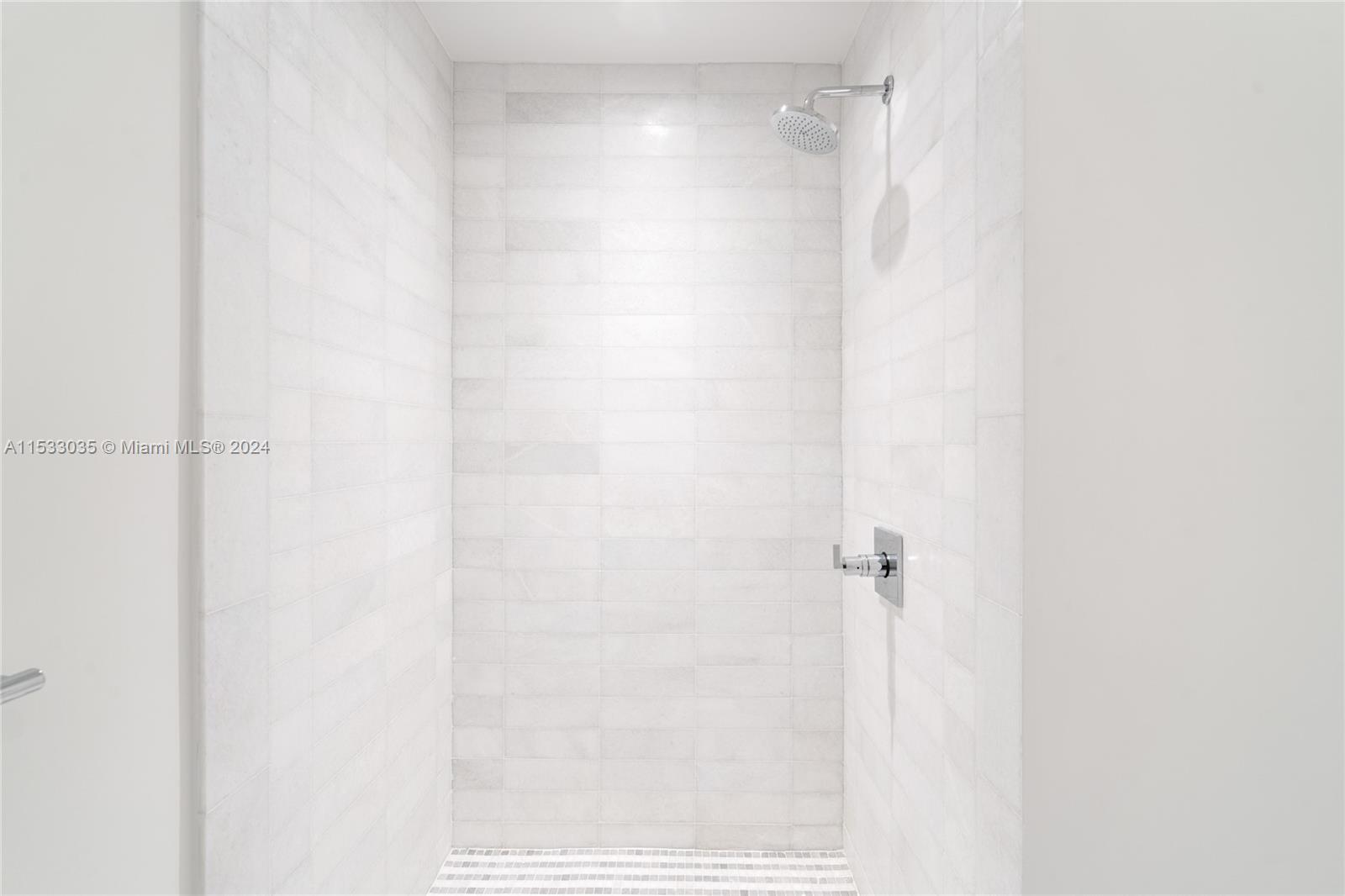 700 NE 26th Ter 901, Miami, Florida 33137, 3 Bedrooms Bedrooms, ,4 BathroomsBathrooms,Residentiallease,For Rent,700 NE 26th Ter 901,A11533035