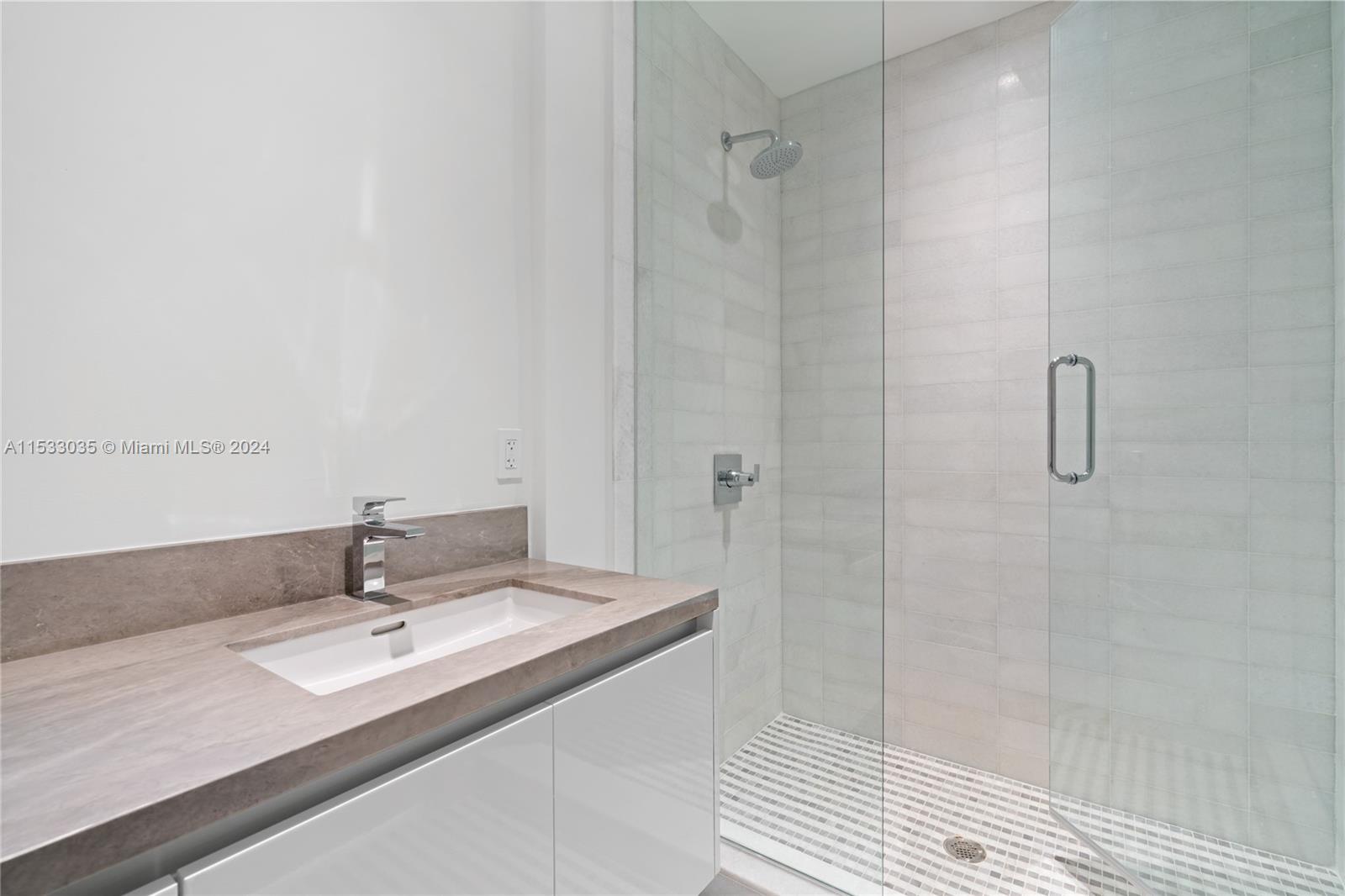 700 NE 26th Ter 901, Miami, Florida 33137, 3 Bedrooms Bedrooms, ,4 BathroomsBathrooms,Residentiallease,For Rent,700 NE 26th Ter 901,A11533035