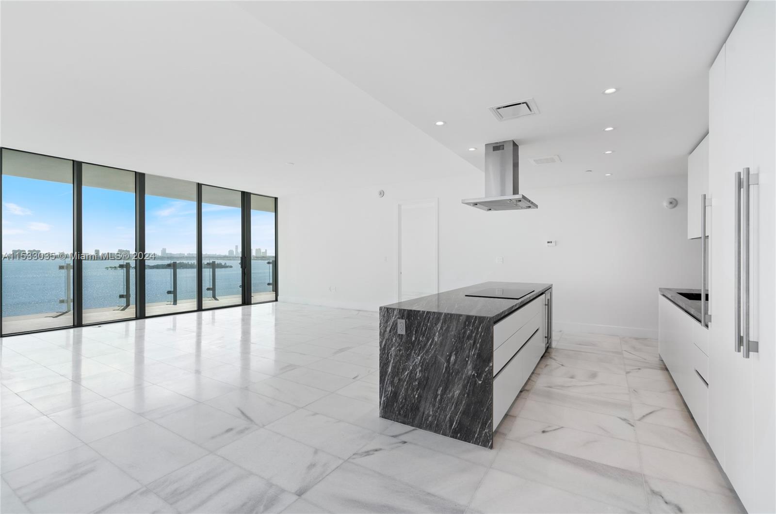 700 NE 26th Ter 901, Miami, Florida 33137, 3 Bedrooms Bedrooms, ,4 BathroomsBathrooms,Residentiallease,For Rent,700 NE 26th Ter 901,A11533035