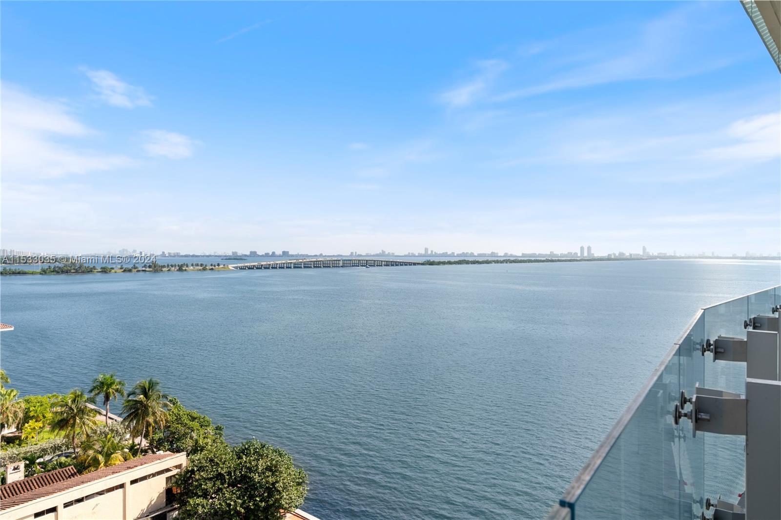 700 NE 26th Ter 901, Miami, Florida 33137, 3 Bedrooms Bedrooms, ,4 BathroomsBathrooms,Residentiallease,For Rent,700 NE 26th Ter 901,A11533035