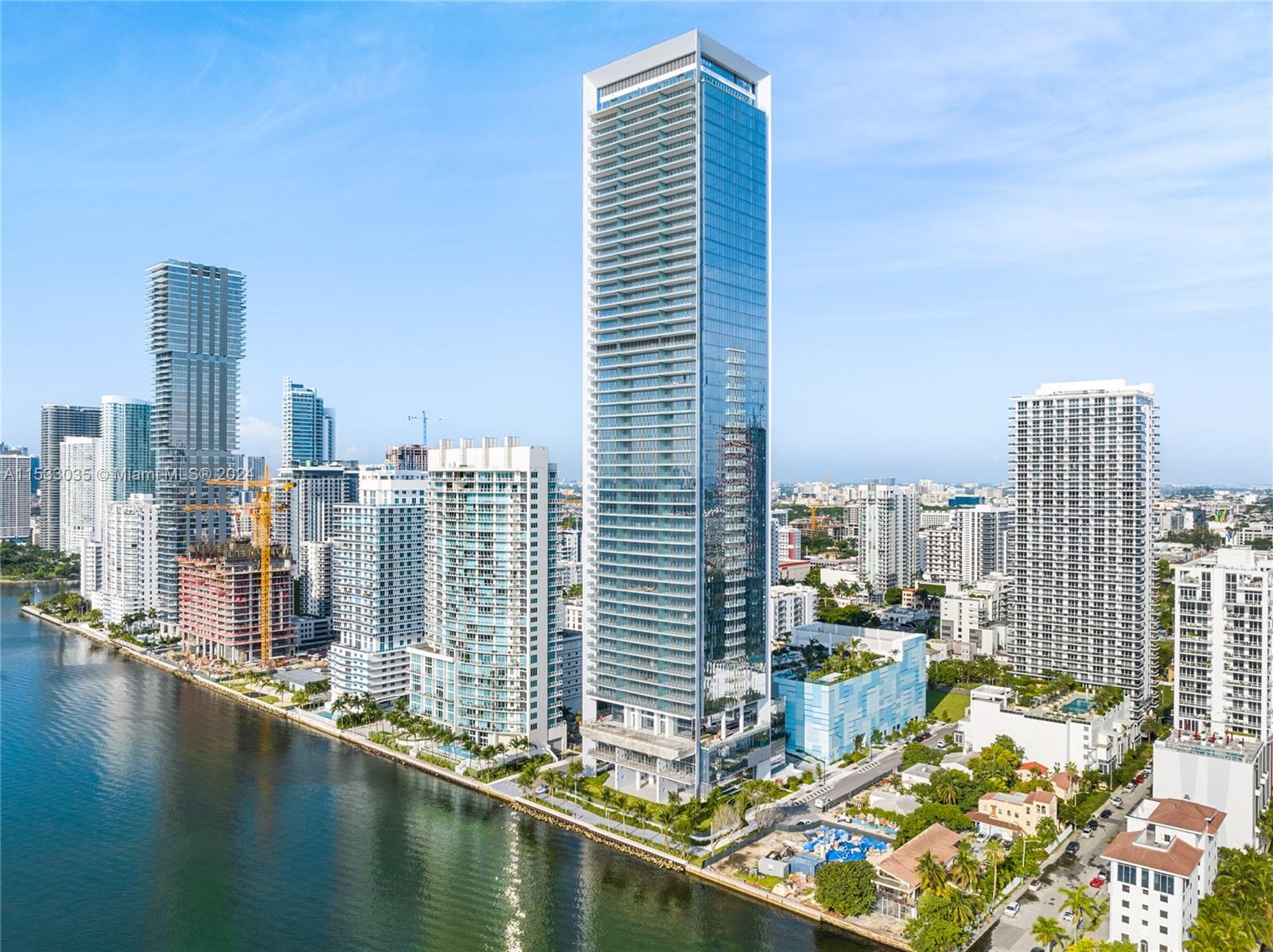 700 NE 26th Ter 901, Miami, Florida 33137, 3 Bedrooms Bedrooms, ,4 BathroomsBathrooms,Residentiallease,For Rent,700 NE 26th Ter 901,A11533035