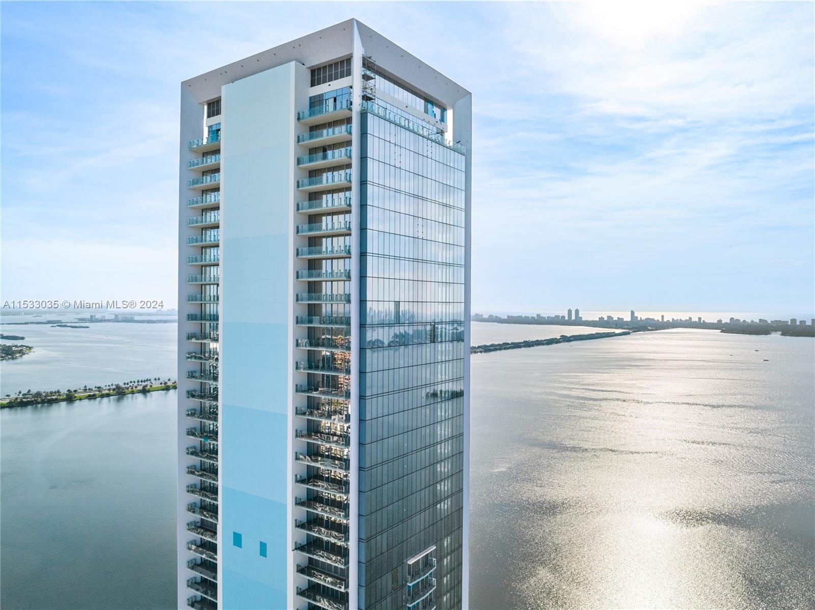 700 NE 26th Ter 901, Miami, Florida 33137, 3 Bedrooms Bedrooms, ,4 BathroomsBathrooms,Residentiallease,For Rent,700 NE 26th Ter 901,A11533035