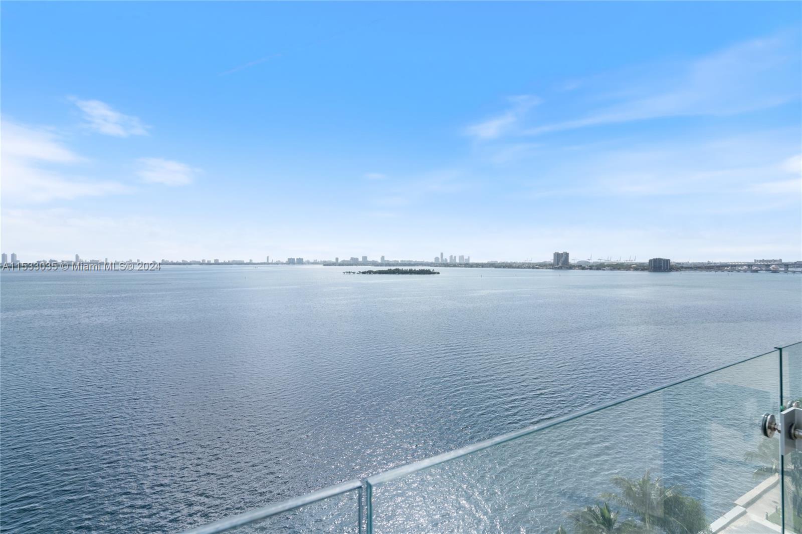 700 NE 26th Ter 901, Miami, Florida 33137, 3 Bedrooms Bedrooms, ,4 BathroomsBathrooms,Residentiallease,For Rent,700 NE 26th Ter 901,A11533035