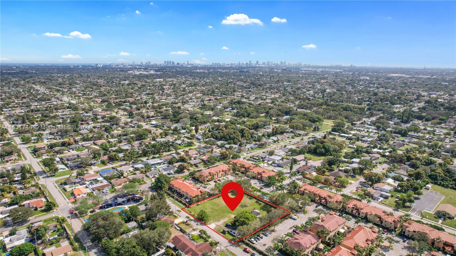 5830 Liberty St, Hollywood, Florida 33021, 2 Bedrooms Bedrooms, ,1 BathroomBathrooms,Residential,For Sale,5830 Liberty St,A11531744