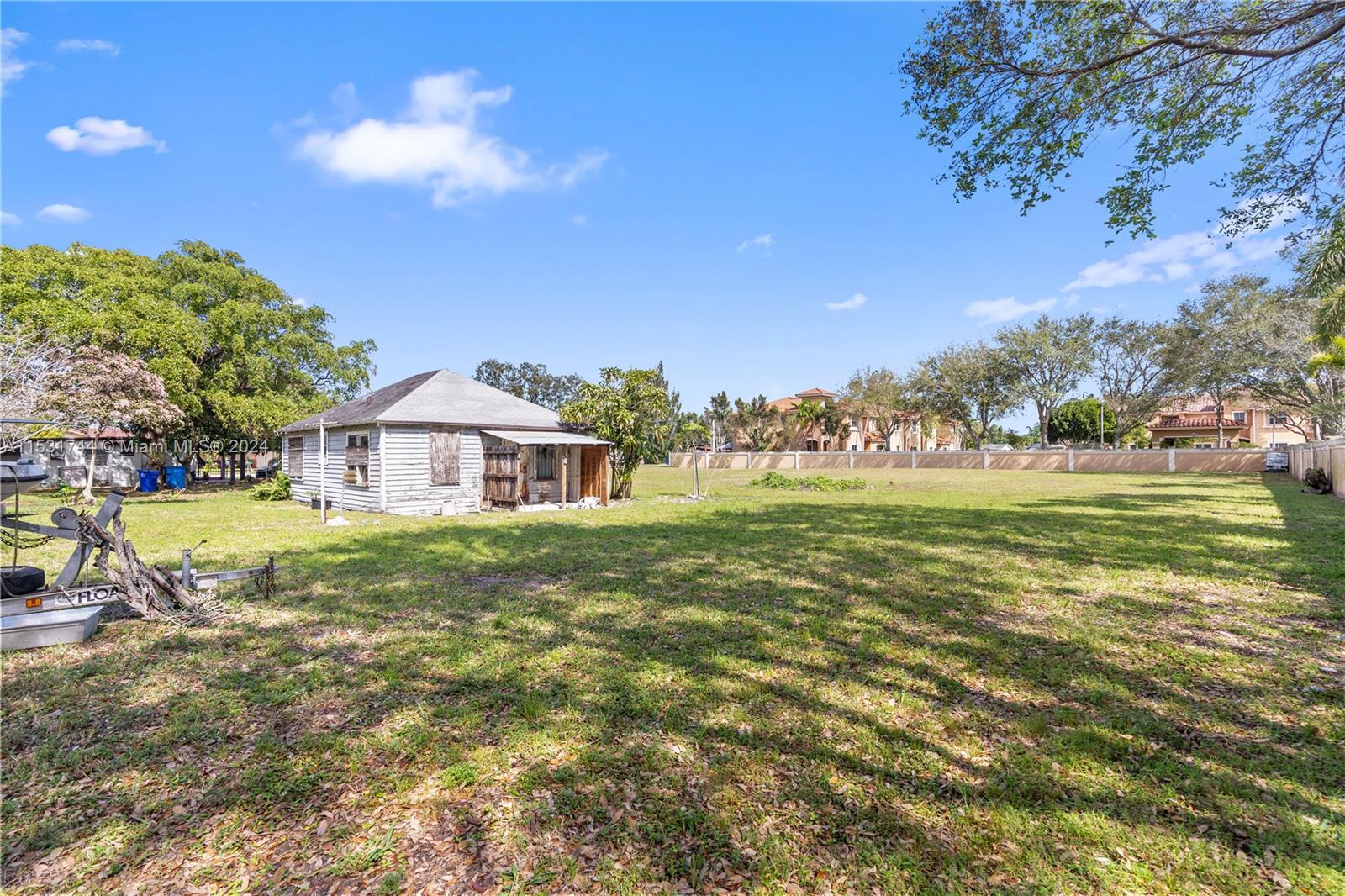 5830 Liberty St, Hollywood, Florida 33021, 2 Bedrooms Bedrooms, ,1 BathroomBathrooms,Residential,For Sale,5830 Liberty St,A11531744