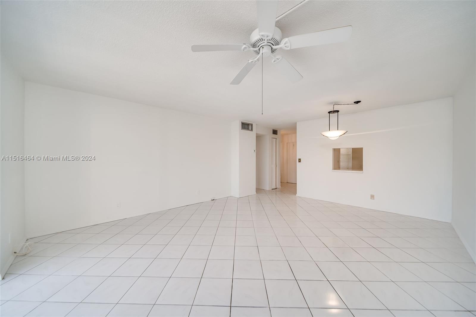 600 NE 14th Ave 421, Hallandale Beach, Florida 33009, 1 Bedroom Bedrooms, ,1 BathroomBathrooms,Residential,For Sale,600 NE 14th Ave 421,A11516464