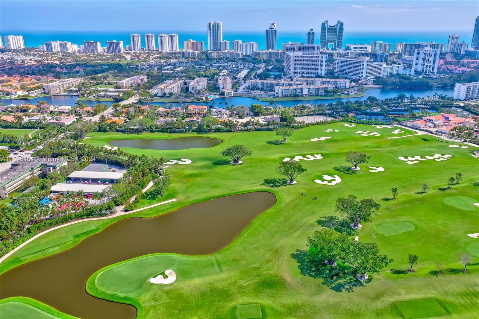 600 NE 14th Ave 421, Hallandale Beach, Florida 33009, 1 Bedroom Bedrooms, ,1 BathroomBathrooms,Residential,For Sale,600 NE 14th Ave 421,A11516464