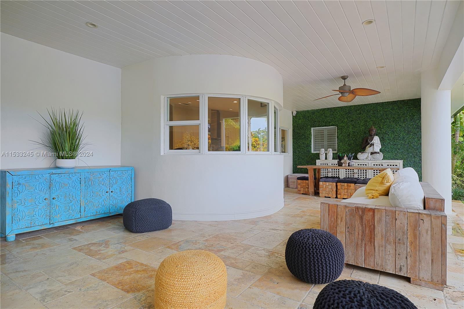OUTDOOR PORCH