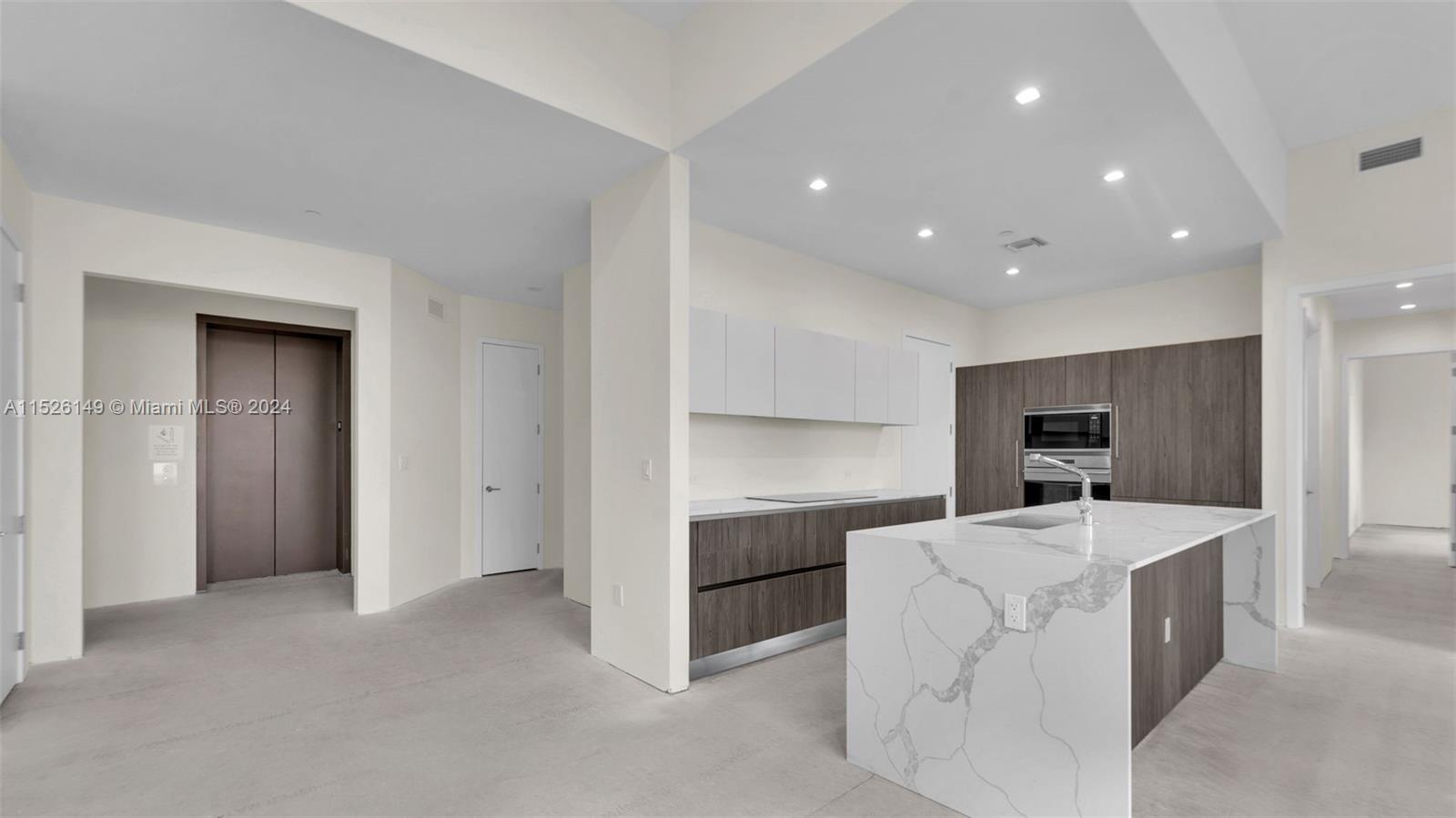 275 Giralda Ave, Coral Gables, FL, 33134 United States, 5 Bedrooms Bedrooms, ,5 BathroomsBathrooms,Residential,For Sale,Giralda Ave,A11526149