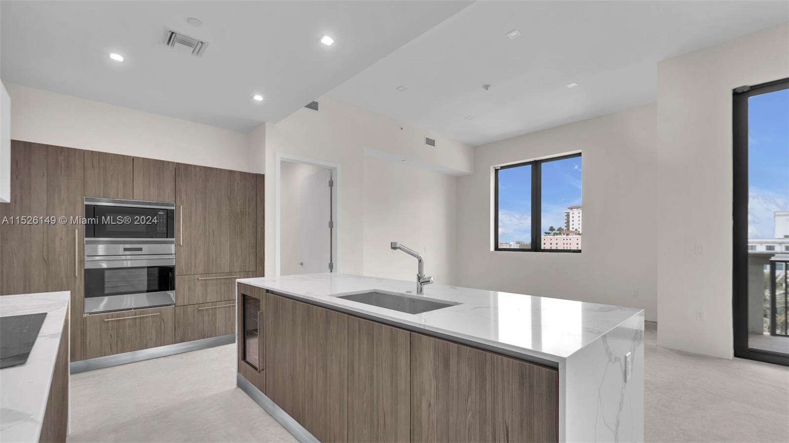 275 Giralda Ave, Coral Gables, FL, 33134 United States, 5 Bedrooms Bedrooms, ,5 BathroomsBathrooms,Residential,For Sale,Giralda Ave,A11526149